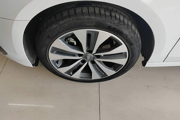 Used Audi A3 2021 A3L Limousine 35 TFSI Ambition Style Edition Left Front Wheel Hub