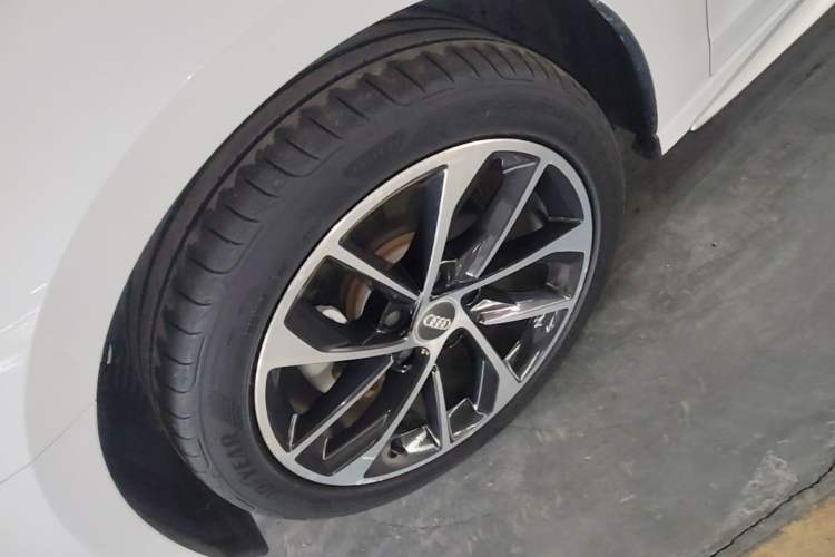 Used Audi A3 2021 A3L Limousine 35 TFSI Progressive Sport Edition Left Front Wheel Hub