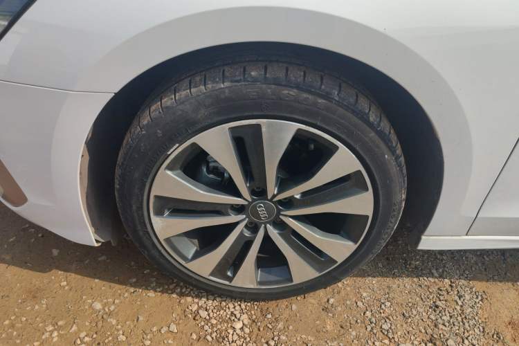 Used Audi A3 2021 A3L Limousine 35 TFSI Ambition Style Edition Left Front Wheel Hub