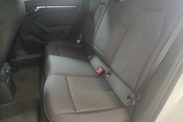 Used Audi A3 2021 A3L Limousine 35 TFSI Fashionable and Elegant Model Left Rear Seat