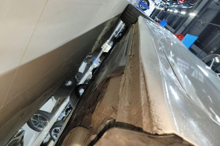 Used Audi A3 2021 A3L Limousine 35 TFSI Fashionable and Elegant Model Left Side Sill