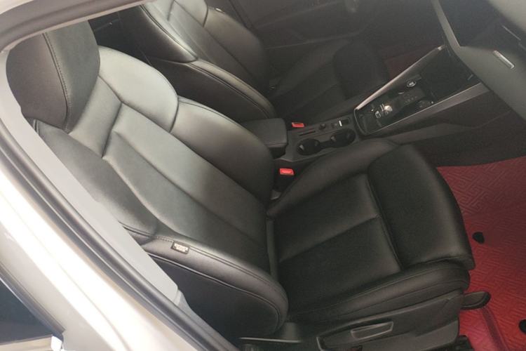 Used Audi A3 2021 Sportback 35 TFSI Advanced Sport Edition Right Front Seat