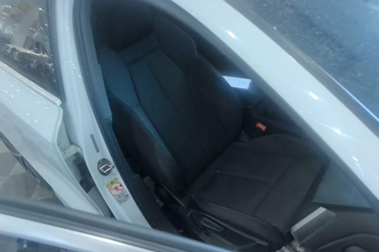 Used Audi A3 2021 A3L Limousine 35 TFSI Progressive Sport Edition Right Front Seat