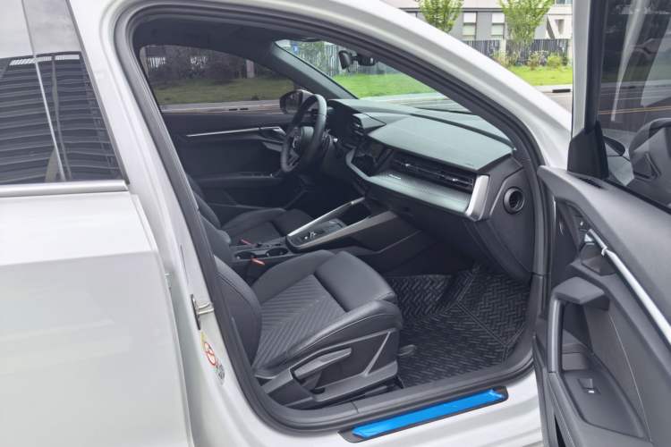 Used Audi A3 2021 A3L Limousine 35 TFSI Fashionable and Elegant Model Right Front Seat