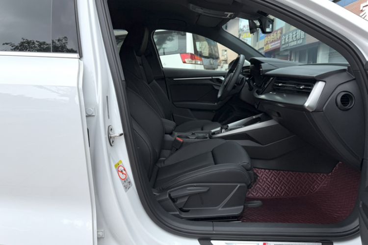 Used Audi A3 2021 A3L Limousine 35 TFSI Progressive Sport Edition Right Front Seat