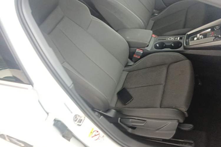 Used Audi A3 2021 Sportback 35 TFSI Advanced Sport Edition Right Front Seat