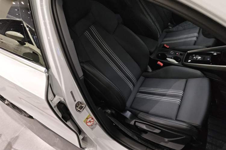 Used Audi A3 2021 Sportback 35 TFSI Fashionable Sports Model Right Front Seat