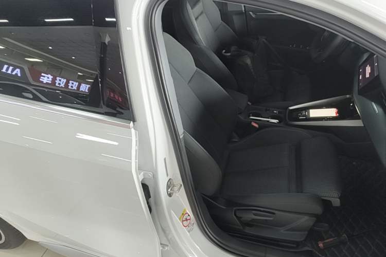 Used Audi A3 2021 Sportback 35 TFSI Advanced Sport Edition Right Front Seat