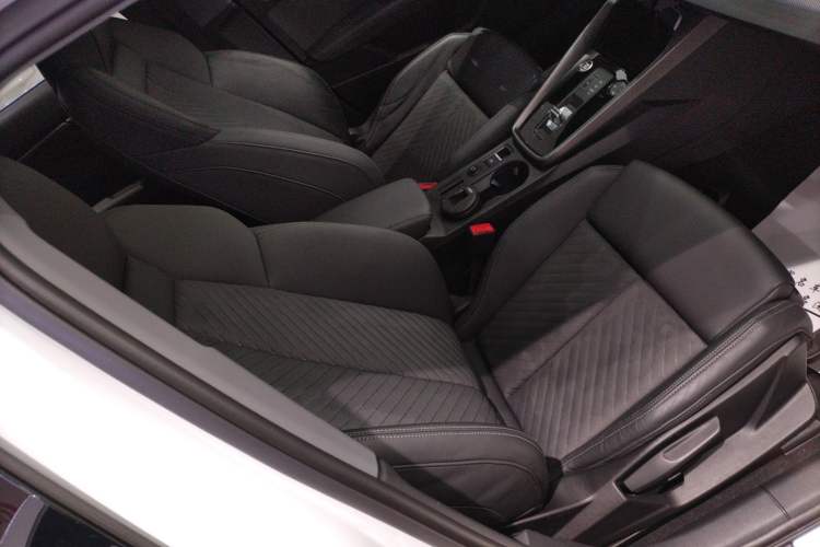 Used Audi A3 2021 A3L Limousine 35 TFSI Fashionable and Elegant Model Right Front Seat