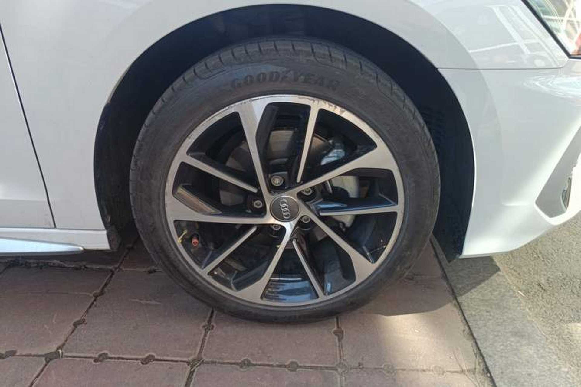 Used Audi A3 2021 A3L Limousine 35 TFSI Progressive Sport Edition Right Front Wheel Hub