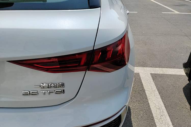 Used Audi A3 2021 Sportback 35 TFSI Advanced Sport Edition Right Rear Taillight