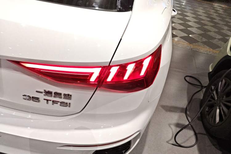 Used Audi A3 2021 Sportback 35 TFSI Fashionable Sports Model Right Rear Taillight