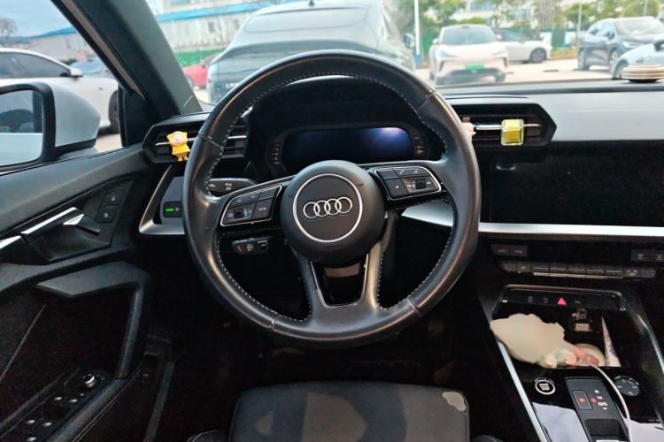 Used Audi A3 2021 A3L Limousine 35 TFSI Fashion Sport Model Steering Wheel