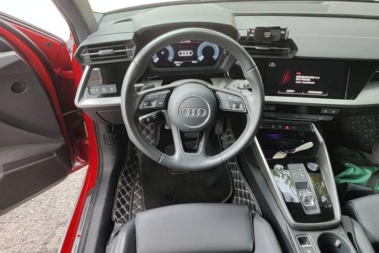 Used Audi A3 2021 A3L Limousine 35 TFSI Fashion Sport Model Steering Wheel