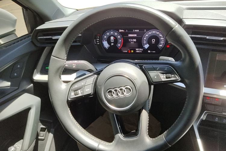 Used Audi A3 2021 A3L Limousine 35 TFSI Fashion Sport Model Steering Wheel