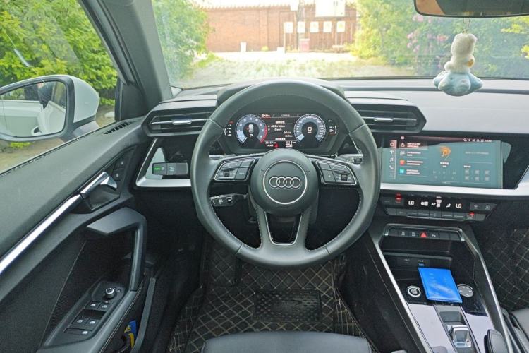 Used Audi A3 2021 Sportback 35 TFSI Advanced Sport Edition Steering Wheel