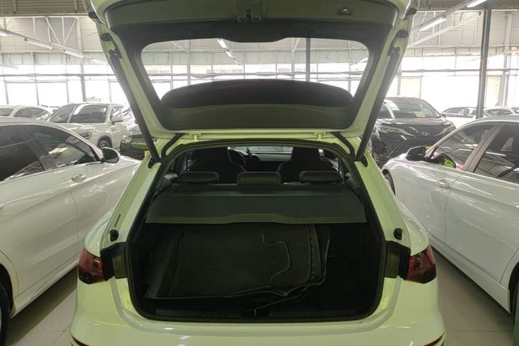 Used Audi A3 2021 Sportback 35 TFSI Advanced Sport Edition Trunk