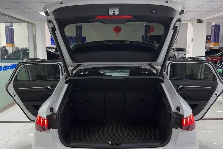 Used Audi A3 2021 Sportback 35 TFSI Advanced Sport Edition Trunk