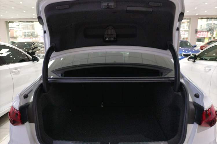 Used Audi A3 2021 A3L Limousine 35 TFSI Fashionable and Elegant Model Trunk