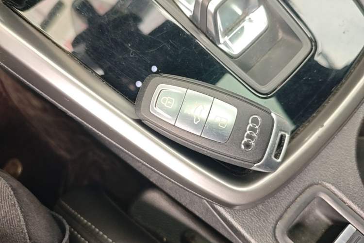 Used Audi A3 2021 A3L Limousine 35 TFSI Fashion Sport Model Vehicle Key