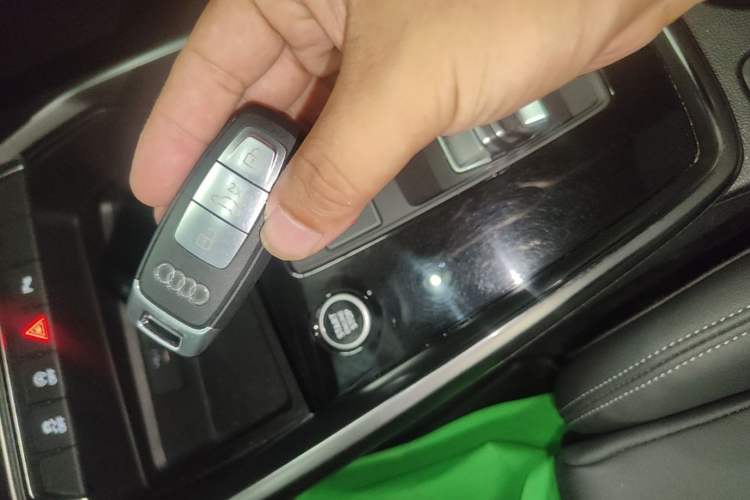 Used Audi A3 2021 Sportback 35 TFSI Fashionable Sports Model Vehicle Key