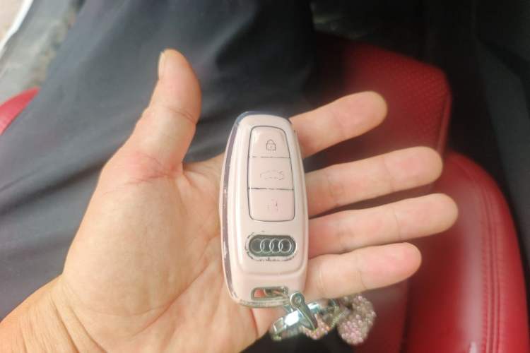 Used Audi A3 2021 Sportback 35 TFSI Ambition Style Edition Vehicle Key