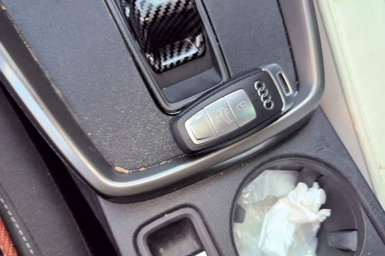 Used Audi A3 2021 Sportback 35 TFSI Advanced Sport Edition Vehicle Key