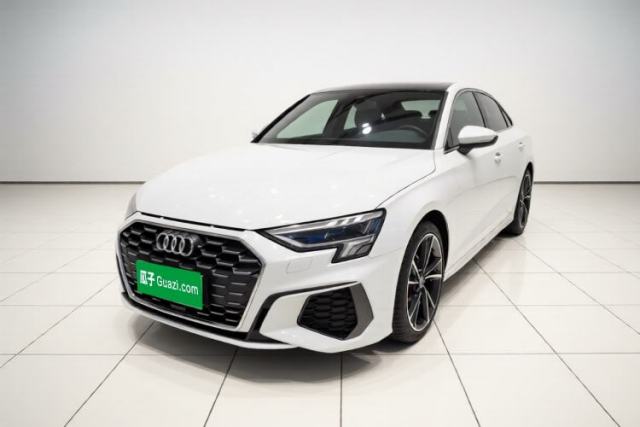 Audi A3 2021 A3L Limousine 35 TFSI Fashion Sport Model مستعملة