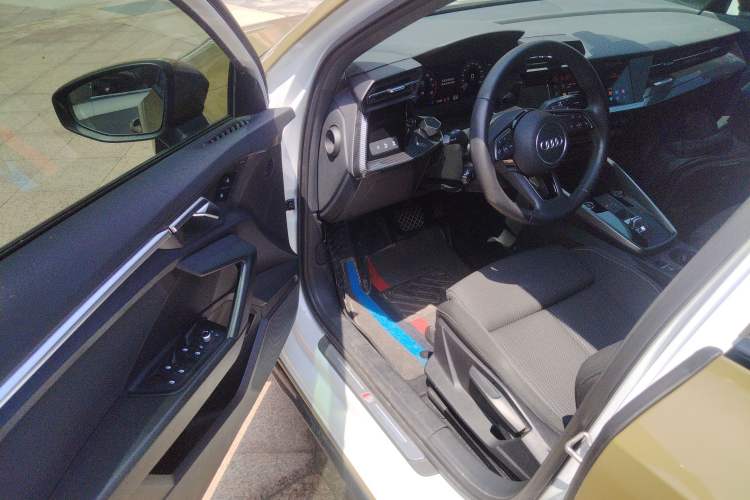 Used Audi A3 2021 Sportback 35 TFSI Advanced Sport Edition Driver Seat