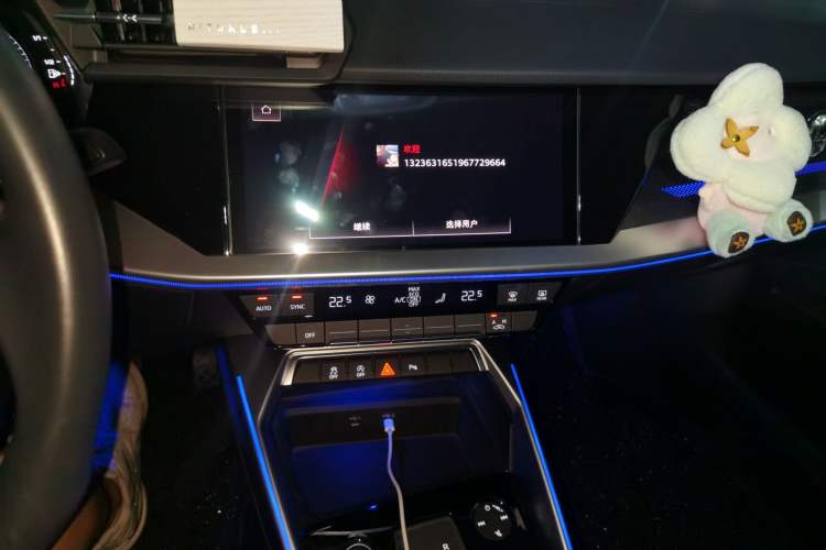 Used Audi A3 2022 A3L Limousine 35 TFSI Fashion Sport Model Audio And AC Panel