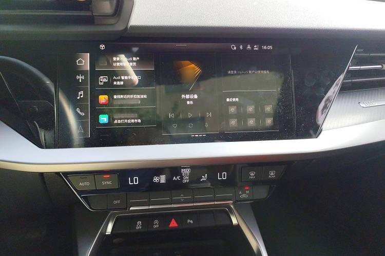 Used Audi A3 2022 A3L Limousine 35 TFSI RS Performance Package Audio And AC Panel