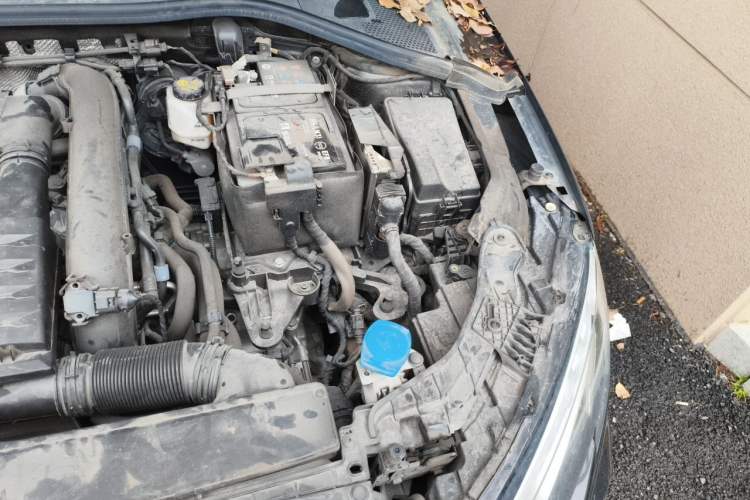 Used Audi A3 2022 Sportback 35 TFSI Fashionable Sports Model Engine Bay Left