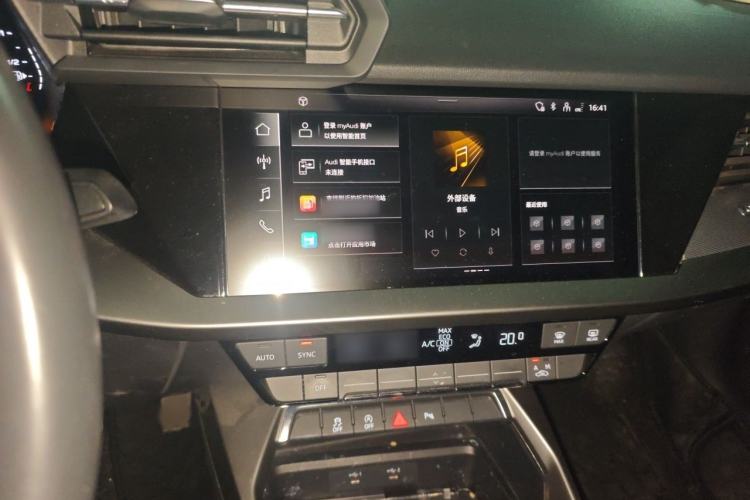 Used Audi A3 2022 A3L Limousine 35 TFSI Fashionable and Elegant Model Audio And AC Panel