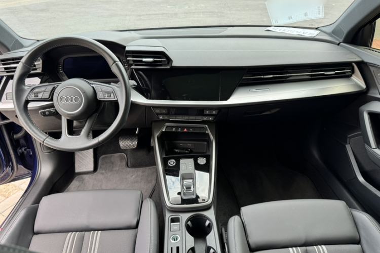 Used Audi A3 2022 Sportback 35 TFSI Fashionable Sports Model Interior 3