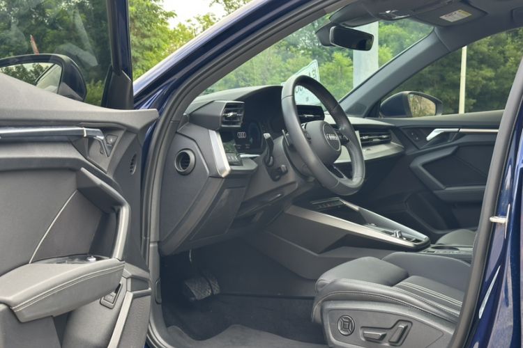 Used Audi A3 2022 Sportback 35 TFSI Fashionable Sports Model Left Front Seat