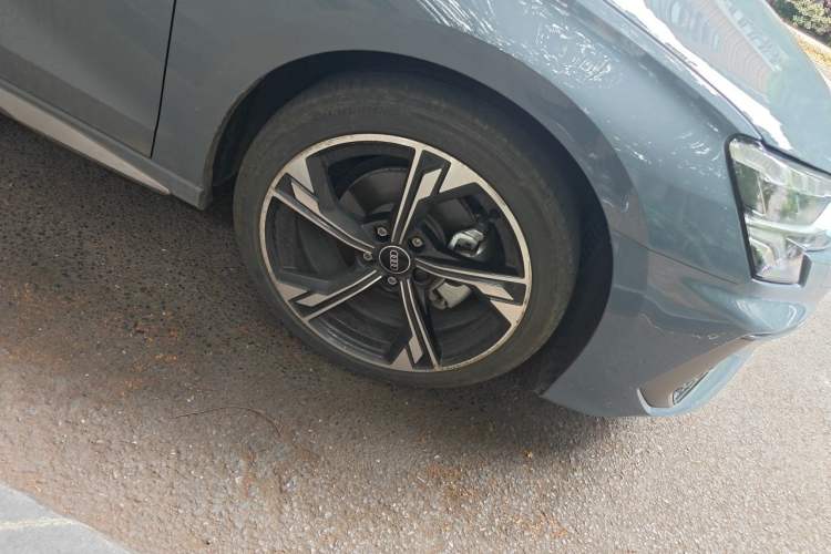 Used Audi A3 2022 Sportback 35 TFSI RS Performance Package Right Front Wheel Hub