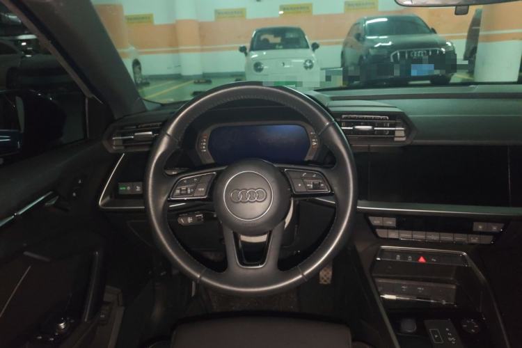 Used Audi A3 2022 A3L Limousine 35 TFSI Fashionable and Elegant Model Steering Wheel