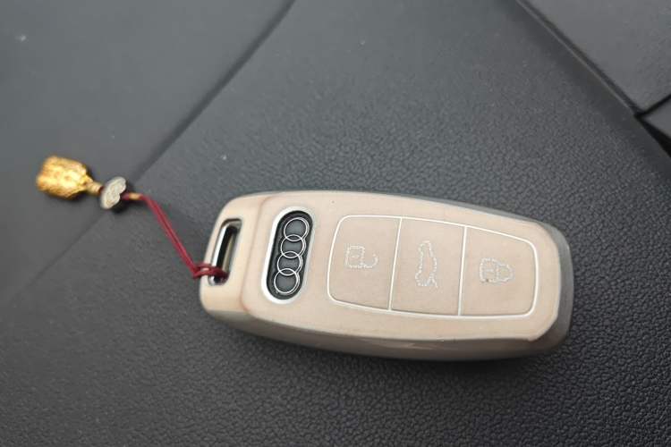 Used Audi A3 2022 Sportback 35 TFSI Stylish and Elegant Model Vehicle Key