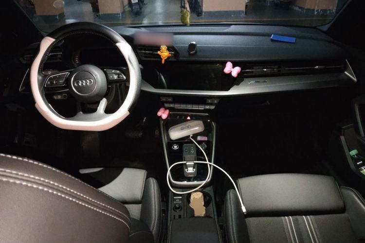 Used Audi A3 2022 Sportback 35 TFSI Fashionable Sports Model Center Console