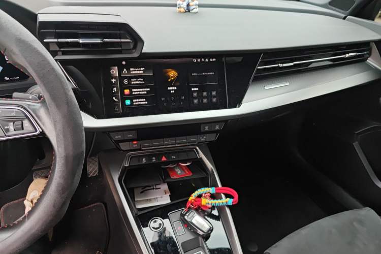 Used Audi A3 2022 A3L Limousine 35 TFSI RS Performance Package Audio And AC Panel