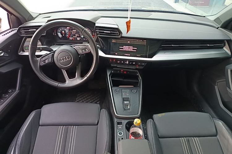 Used Audi A3 2022 A3L Limousine 35 TFSI Fashion Sport Model Center Console