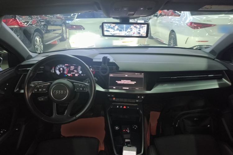 Used Audi A3 2022 Sportback 35 TFSI Fashionable Sports Model Center Console