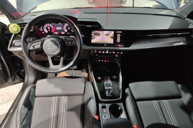 Used Audi A3 2022 Sportback 35 TFSI Fashionable Sports Model Center Console