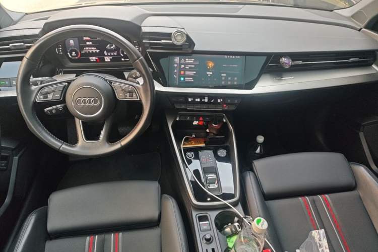 Used Audi A3 2022 Sportback 35 TFSI Fashionable Sports Model Center Console