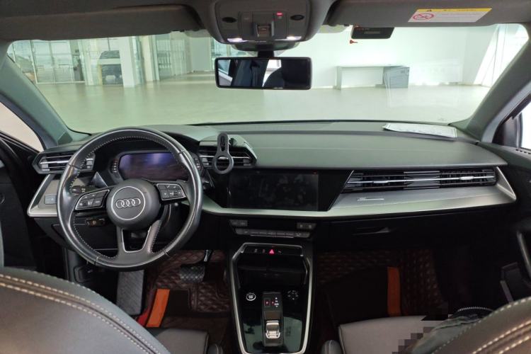 Used Audi A3 2022 Sportback 35 TFSI Fashionable Sports Model Center Console