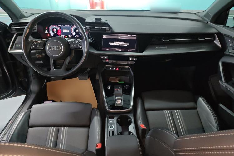 Used Audi A3 2022 Sportback 35 TFSI Fashionable Sports Model Center Console
