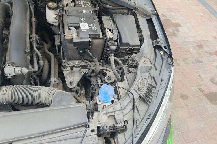 Used Audi A3 2022 Sportback 35 TFSI Fashionable Sports Model Engine Bay Left