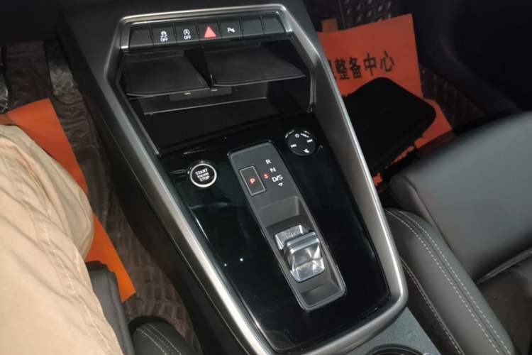 Used Audi A3 2022 Sportback 35 TFSI Fashionable Sports Model Gear Lever