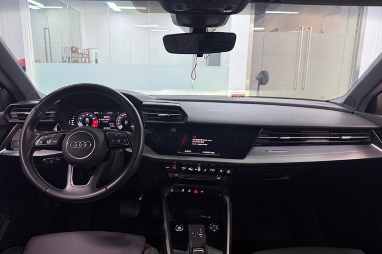 Used Audi A3 2022 Sportback 35 TFSI Fashionable Sports Model Interior 1