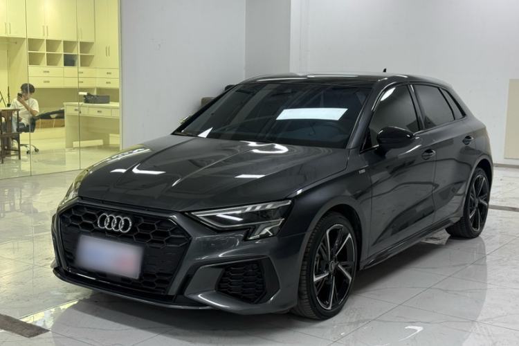 Used Audi A3 2022 Sportback 35 TFSI Fashionable Sports Model Guazi used car, China used car export, Used car for sale, Used  cars, Cheapest cars for sale